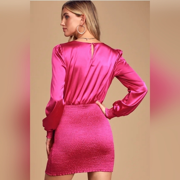 Lulu’s Magenta‎ Satin Smocked Mini Dress Jaw-Dropping Beauty Size M - Picture 5 of 16